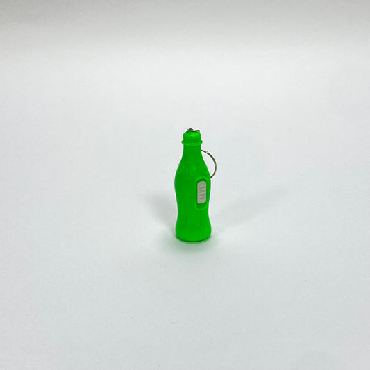 מחזיק מפתחות אורות בקבוק ירוק
